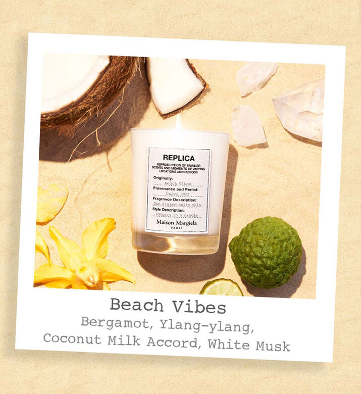 شمعة ريبليكا بيتش ووك معطرة 165 جم