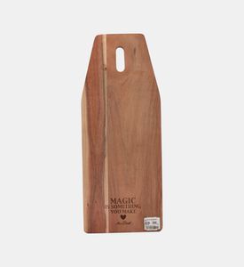 لوح تقطيع محفور عليه شعار