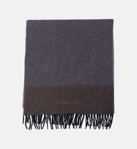 وشاح بنقشة هيرينغ بون مع تفاصيل أطراف مهدبة