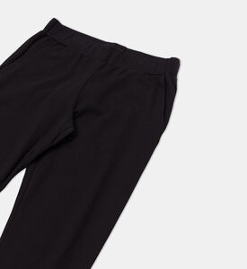 بنطال بخصر مطاطي وقصة عادية