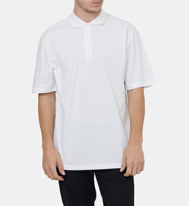 قميص بولو بيضاوي بتطريز D