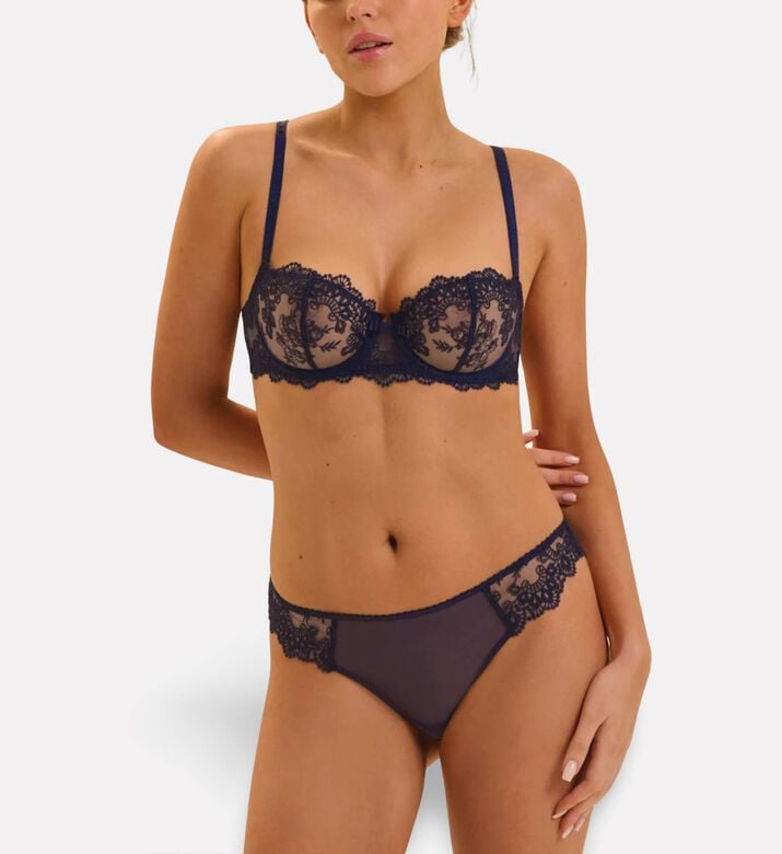 Simone Perele Low-rise Tanga Brief, Dark-blue, L, Model View
