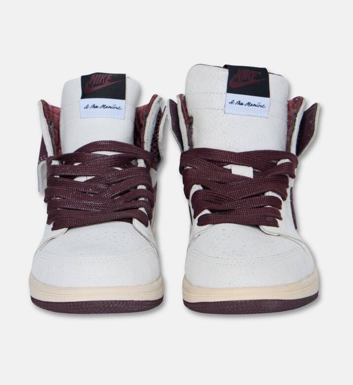 Nike Shoes, Packshot View