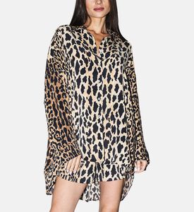 Niluu Shirt Nat, Model View