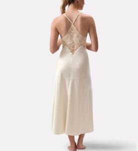 Rya Sheer Lace Sleeve Belted Robe, Model View
