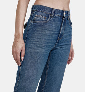 High-waisted Slim-fit Jeans
