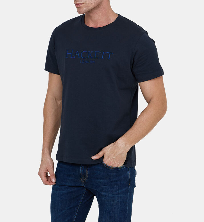 تيشيرت بأكمام قصيرة بطبعة شعار