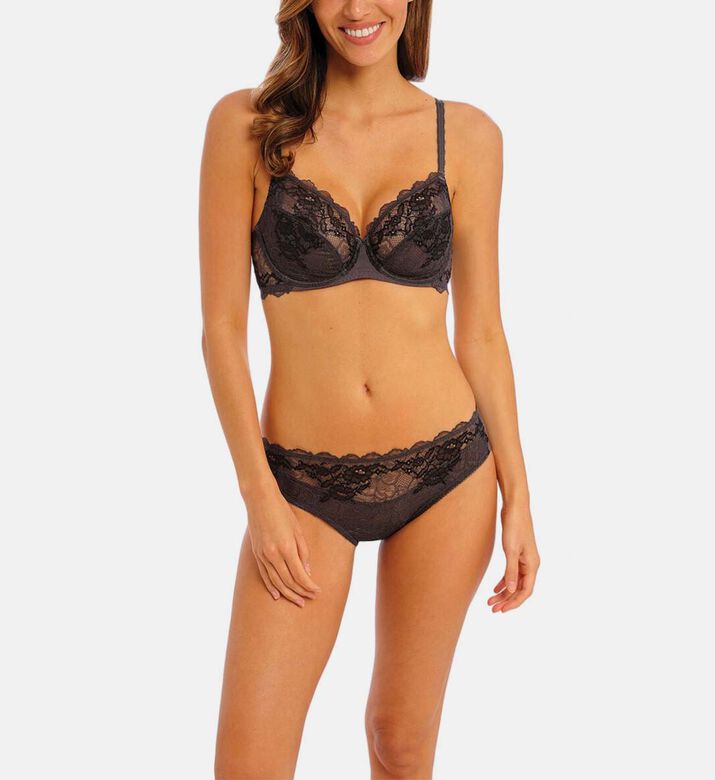 Wacoal Perfect Classic Underwire Bra, Black, 100, F, Model View