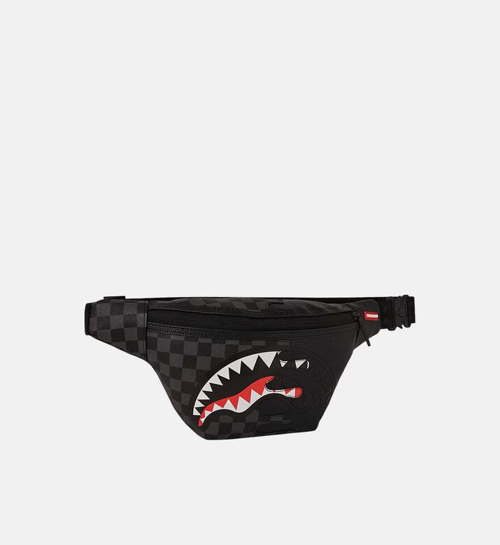 حقيبة كروس بودي بطبعة قرش غير مكتملة