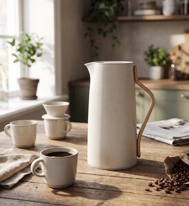 Stelton Emma Vacuum Coffee Jug, Packshot View