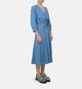 فستان جينز بأكمام منفوشة وياقة في