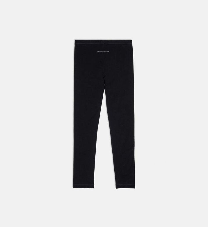 بنطال بقصة عادية بطبعة أرقام بنطال بقصة عادية بطبعة أرقام