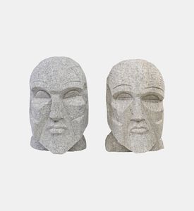 مجموعة تماثيل الرأس الحجري