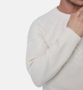 Vince Sweater, Model View