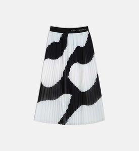 تنورة واسعة بتفاصيل كشكشة