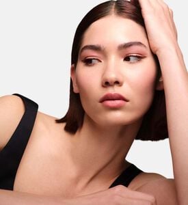 Prada Dimensions Durable Multi-effect Eyeshadow Prada Dimensions Durable Multi-effect Eyeshadow