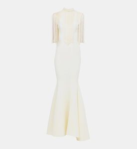 فستان بتصميم حورية البحر مزيّن بالخرز