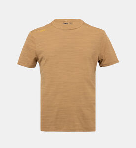 تيشيرت بجلد مدمج سريع الجفاف