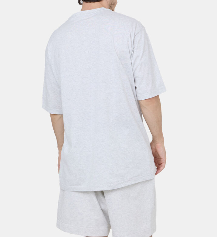 تيشيرت كلاسيكي فضفاض