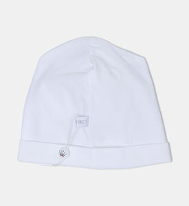 قبعة مطرزة بدب