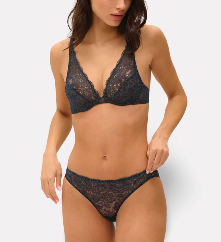 Simone Perele Soft Stretch Brief, Model View