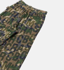 بنطال رياضي بنقشة لوغو مموهة على كامله