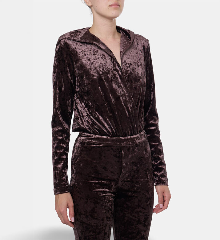 Ba and Sh Top Laia, Model View