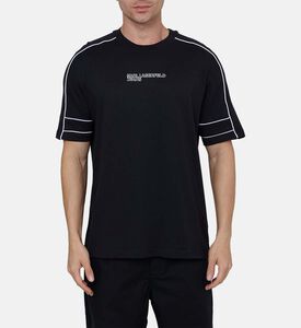 تيشيرت مزين بتفاصيل دقيقة