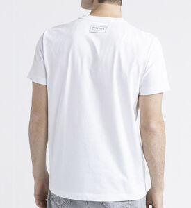 تيشيرت بأكمام قصيرة