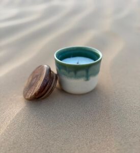 Tohfa Luxe Luxe Samaa Lemongrass Green Candle, Packshot View