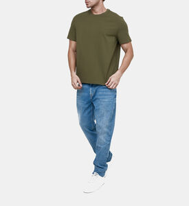 تيشيرت بأكمام قصيرة