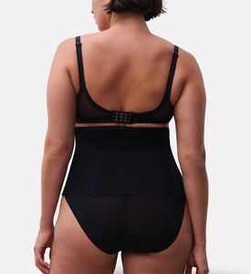 Chantelle Structured Shaping Cincher, Black, M, Model View