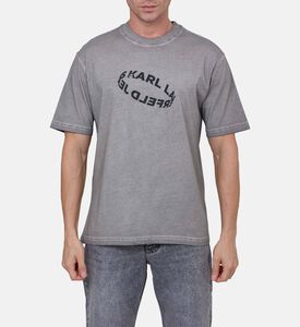 تيشيرت مريح بقصّة واسعة ومظهر مغسول