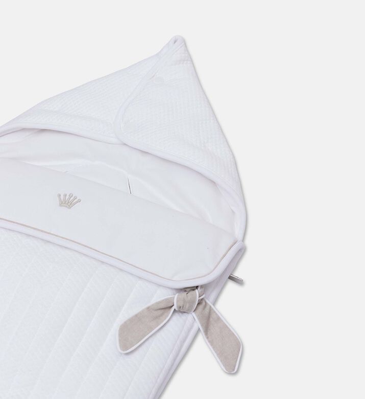 My First Collection Crown Striped Baby Nest, Packshot View