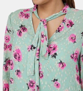 فستان بطبعة أزهار بألوان مائية