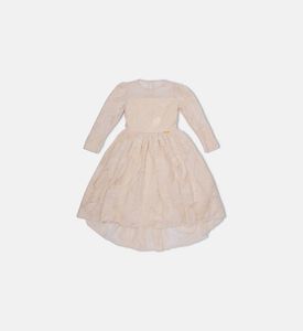 فستان بتصميم عالي من الأمام ومنخفضة في الخلف