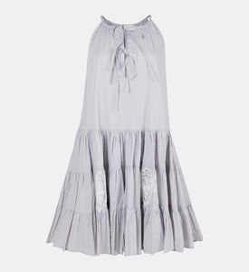 فستان جورجيتي مفصّل بالكشكشة