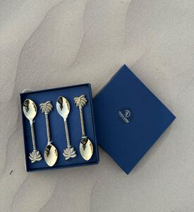 Tohfa Luxe Palm Brass Dessert 4-piece Spoon Set, Packshot View