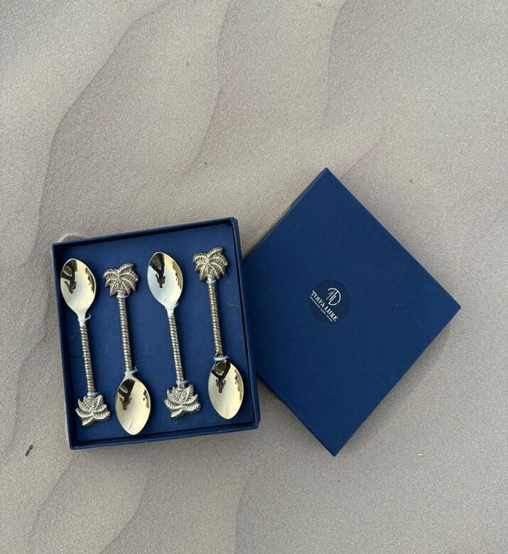Tohfa Luxe Palm Brass Dessert 4-piece Spoon Set, Packshot View