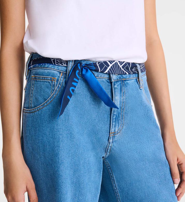 عصابة رأس حريرية غير رسمية