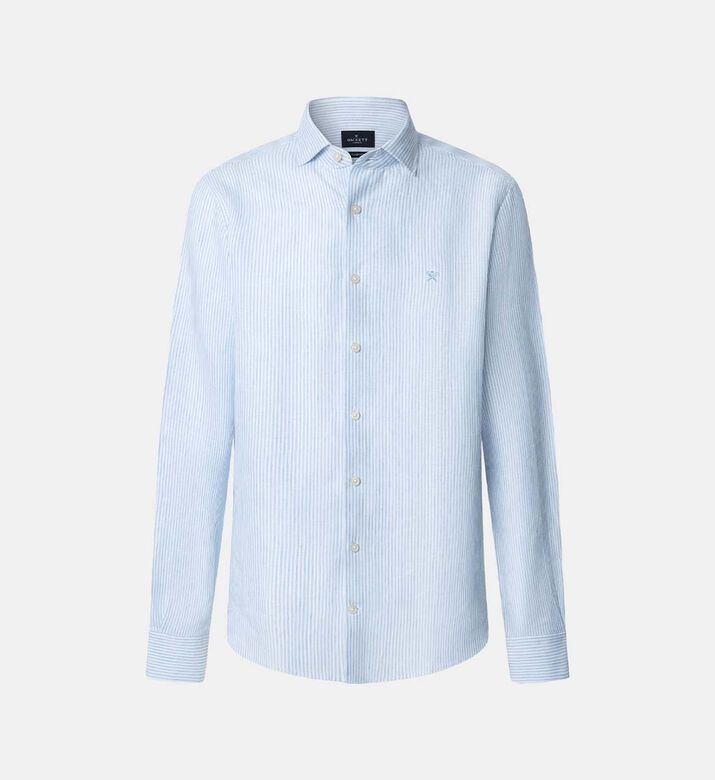 قميص بصف أزرار وجيب على الصدر