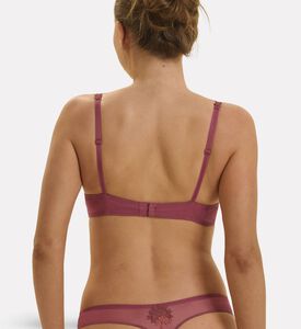 Simone Perele Bra Half Cup, Model View