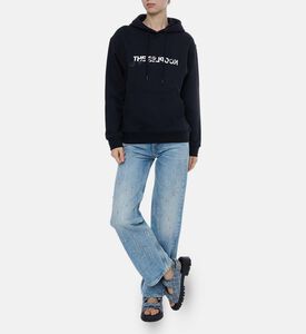 هودي بجيب أمامي وطبعة شعار