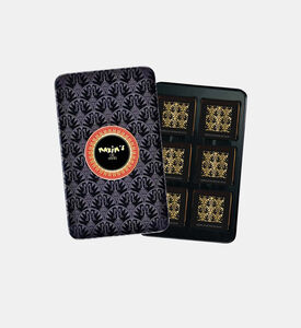 علبه الشوكولاته الداكنه