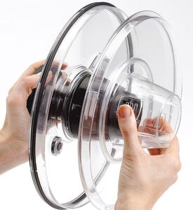 Oxo Stainless Steel Salad Spinner- 26.6x20.32 Cm, Packshot View