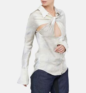 قطع خارج قميص بأكمام طويلة