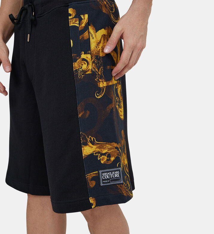 شورت برمودا بطبعة باروك