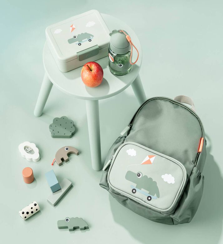 Done By Deer Lunch Box With Divider, Packshot View