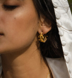 Ottoman Hands Earng Zephyr Hoop, Packshot View