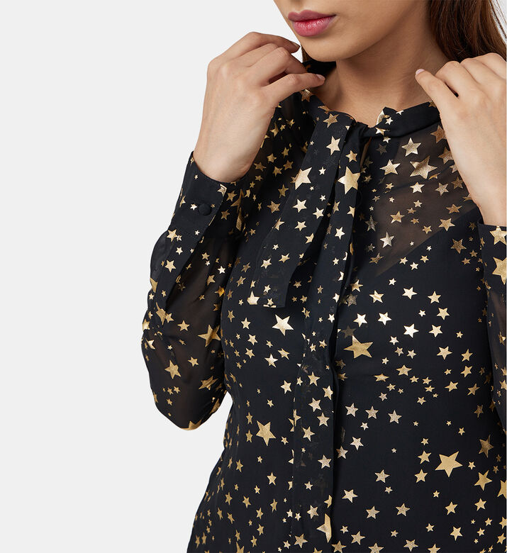 قميص حرير مطبوع بنجمة عرجاء